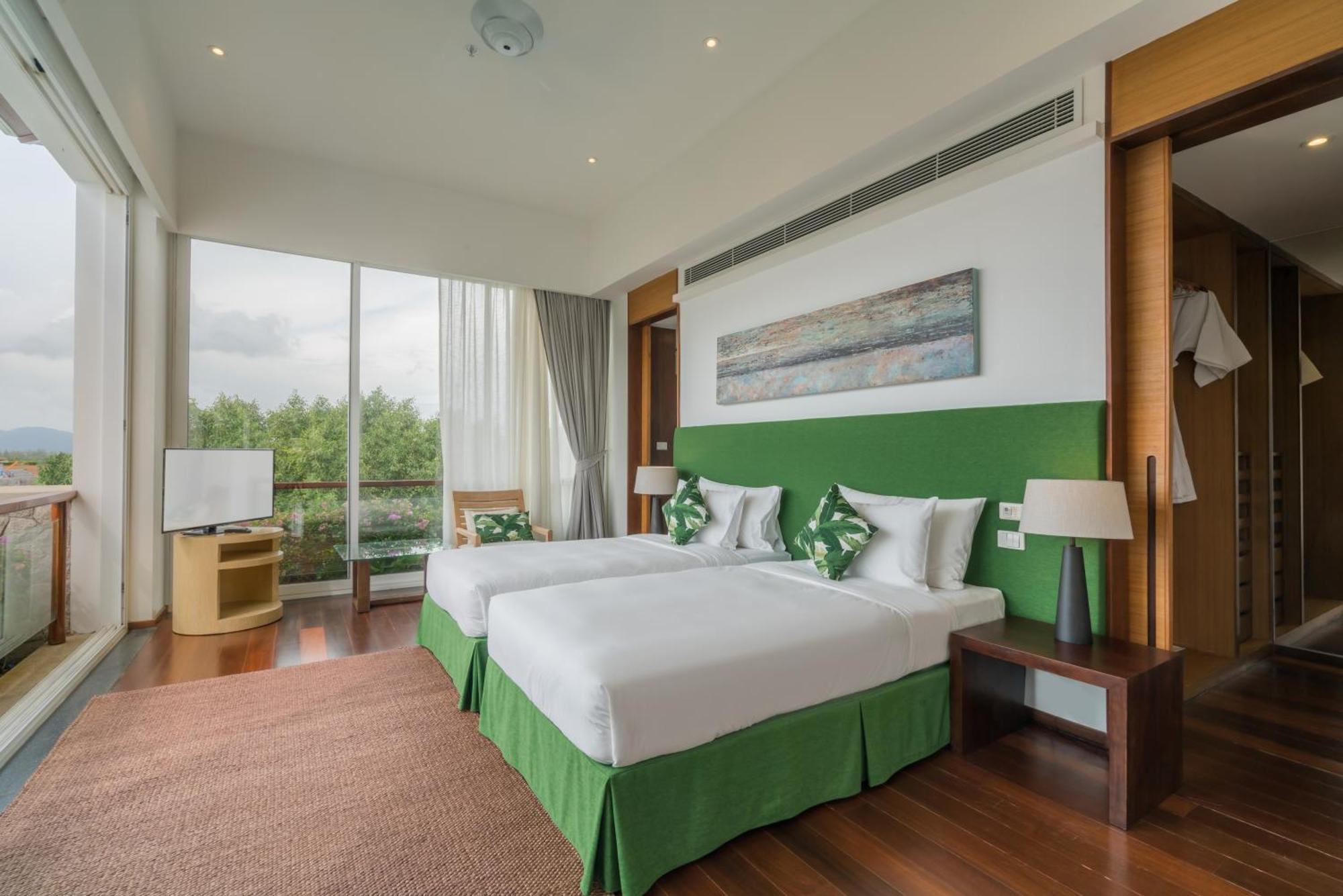 The Chava Resort Praia de Surin Exterior foto